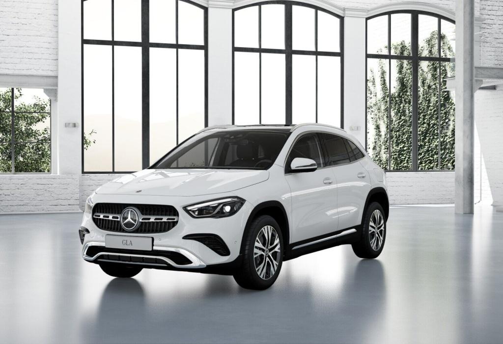 Mercedes-Benz GLA 200 Progressive/MLB/Pano/Cam/Distr/EASY-P/18