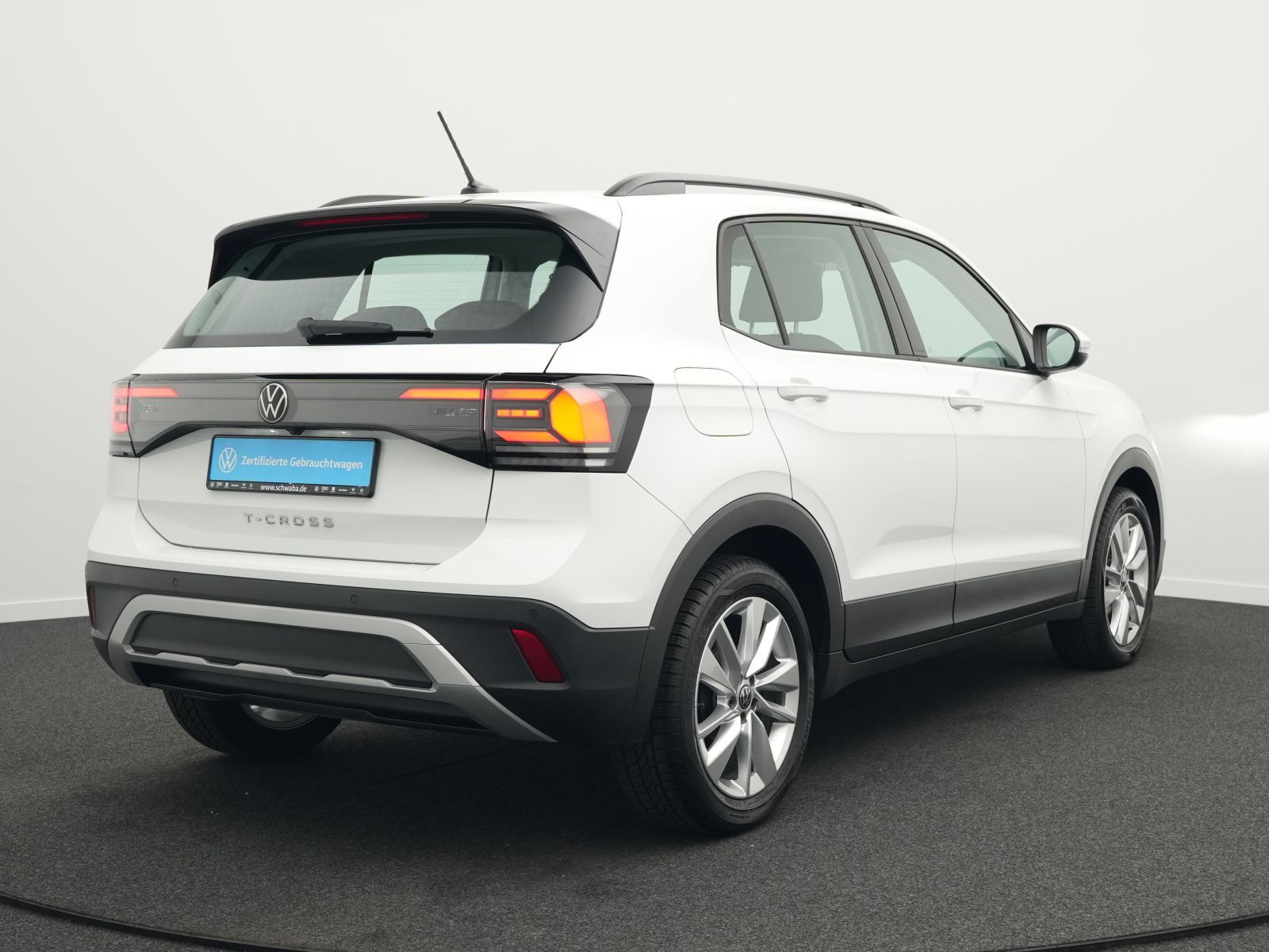 Volkswagen T-Cross Life 1.0 TSI R-KAM ACC LED SHZ foto 3