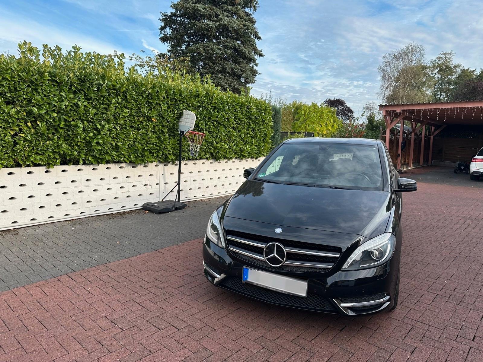 Mercedes-Benz B 200 Edition 1 *Xenon* Leder