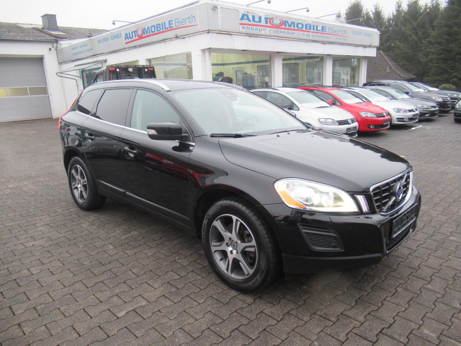 Volvo XC60 DRIVe Summum(Kamera Leder Navi)