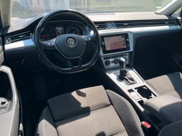 Volkswagen Passat Variant - 10