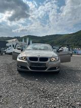 BMW 3er 320i - BMW aus 2009: 3er