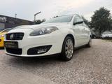 Fiat Croma 2.2 16V MPI Dynamic*1.Hand*PANO*Klima* - Fiat Croma Gebrauchtwagen