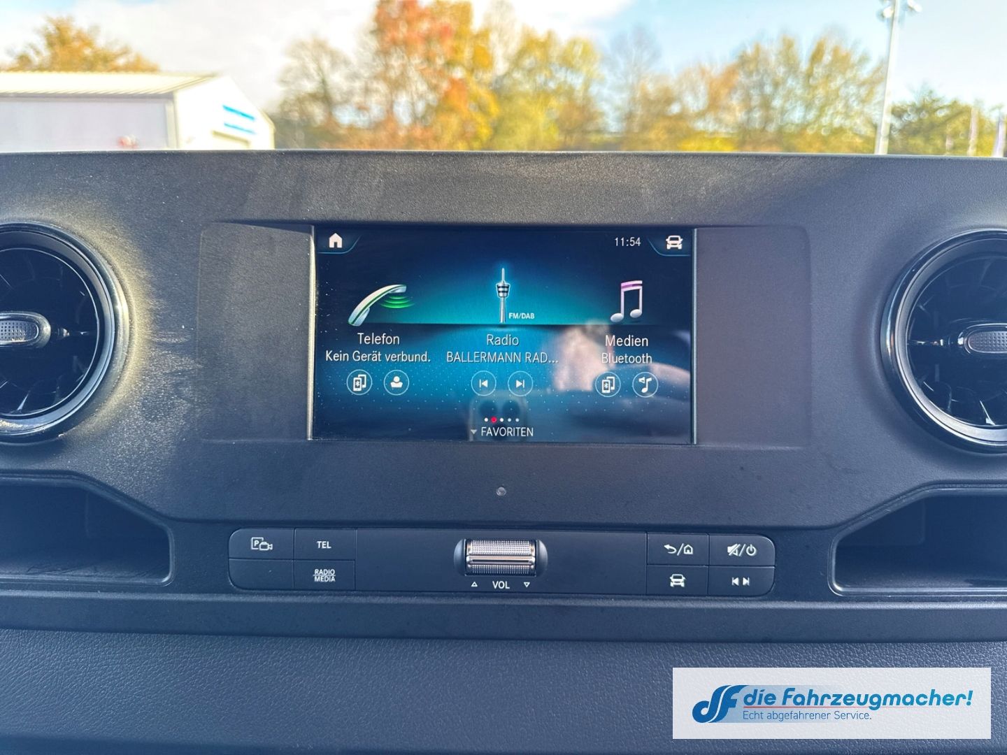 Fahrzeugabbildung Mercedes-Benz Sprinter Kasten 317 CDI L2 Automa. Navi CarPlay