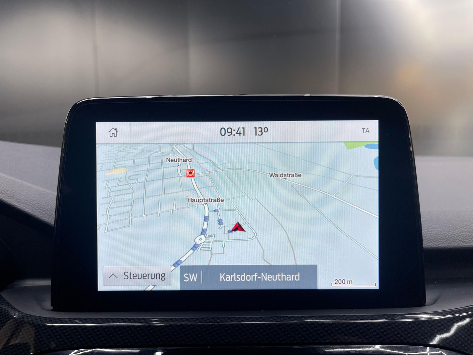 Fahrzeugabbildung Ford Kuga 1.5 EB ST-Line VIRTU+NAV+LED+KAM+PDC+MFL+18