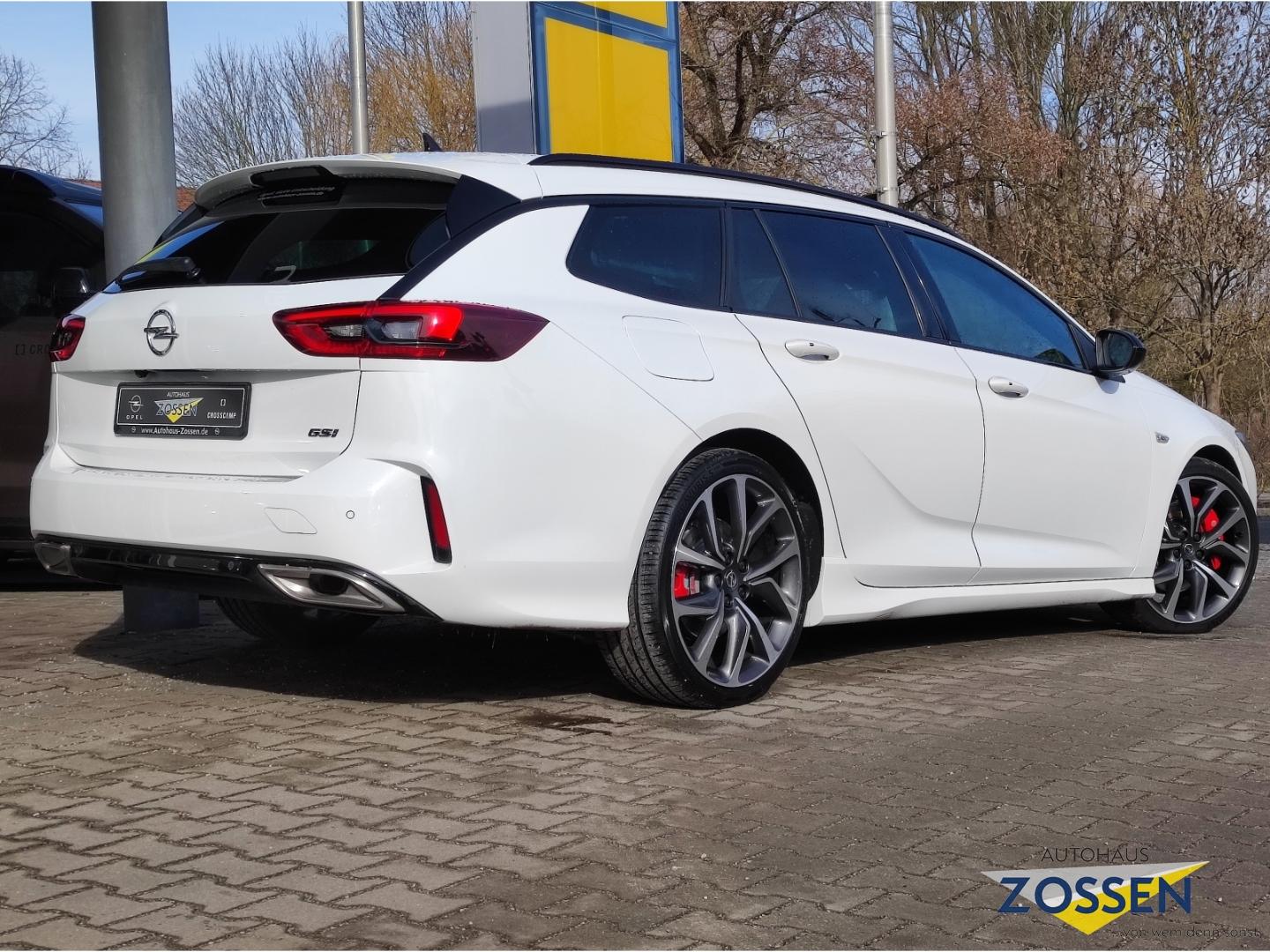 Opel Insignia B Sports Tourer GSi 4x4 Panoramad, AHK,