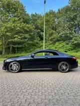 Mercedes-Benz E 300 Cp Command Pano Wide AMG Night Paket 360° - gebrauchte Mercedes-Benz E 300 aus dem Jahr 2018