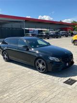 Mercedes-Benz E 220d T AMG Line Automatik - Mercedes-Benz E 220 in Halle