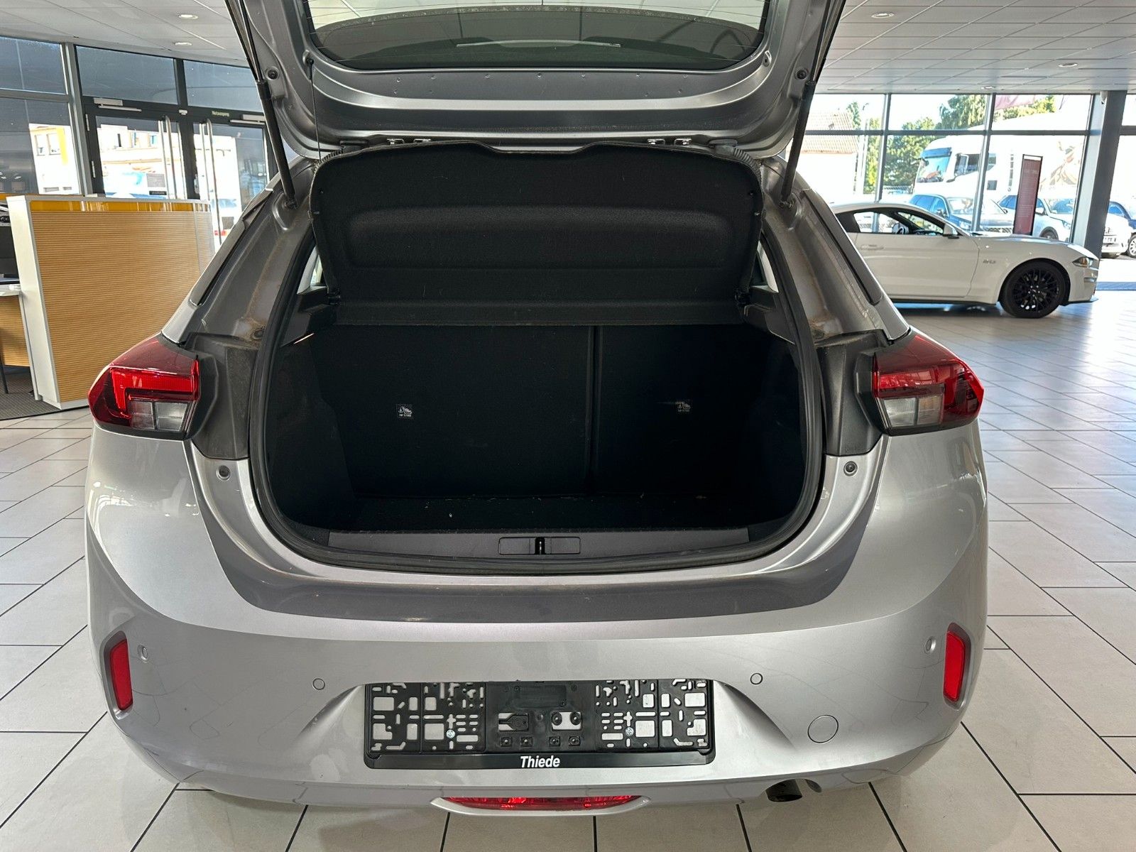 Fahrzeugabbildung Opel Corsa F Edition 1.2 LED/NAVI/PDC/DAB/ALU/TEMPO