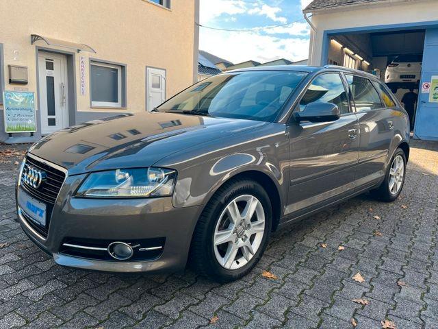 Audi A3 Sportback 1.2 TFSI Attraction  ,AHK