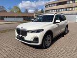 BMW X7 xDrive30d Scheckheft gepflegt Top Zustand  - BMW X7 von privat