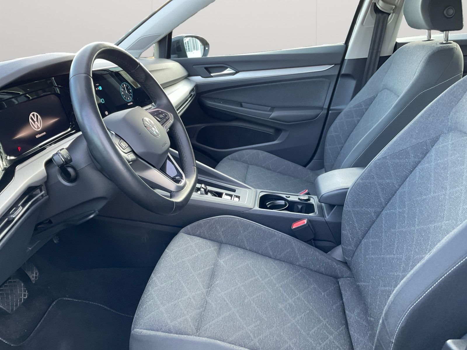 Volkswagen Golf - Bild 9