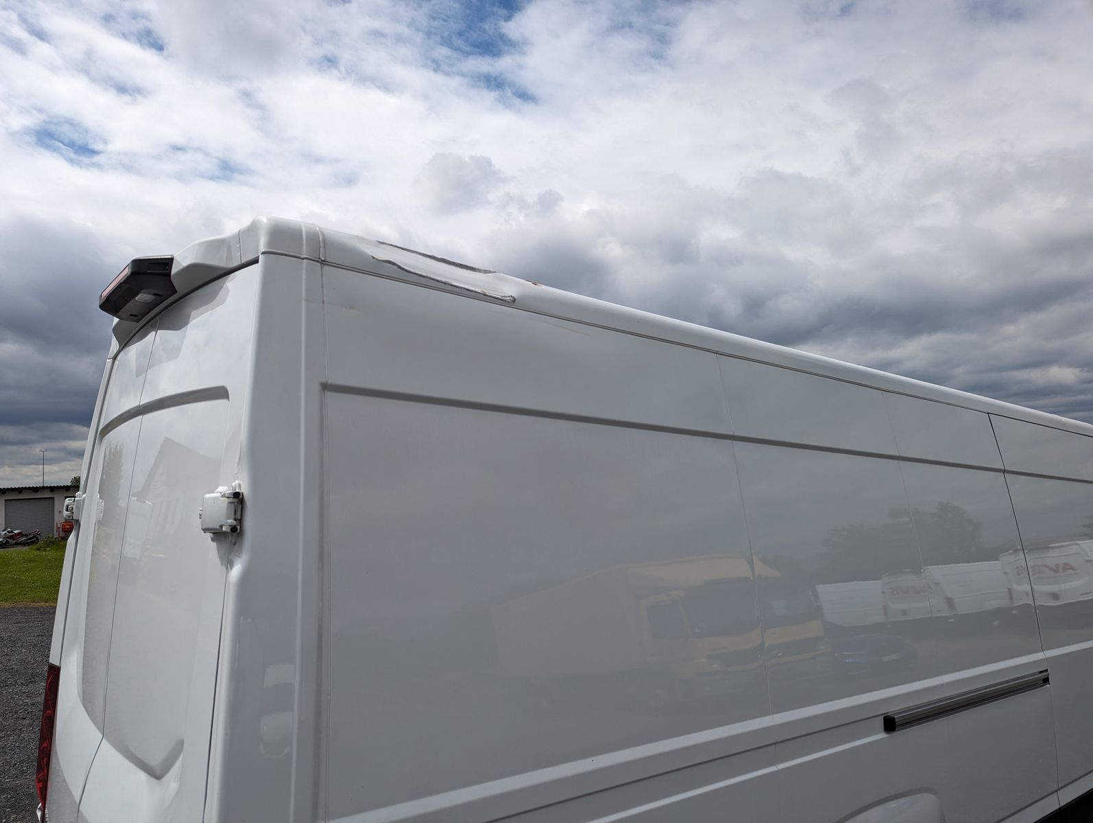 IVECO Daily 35S18V4100L 2.3LDach/Holzboden Kamera Klim - Image 10