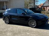 Porsche Cayenne Facelift, Pano, Matrix, AHK,Luftfahrwerk - Porsche Cayenne: Facelift