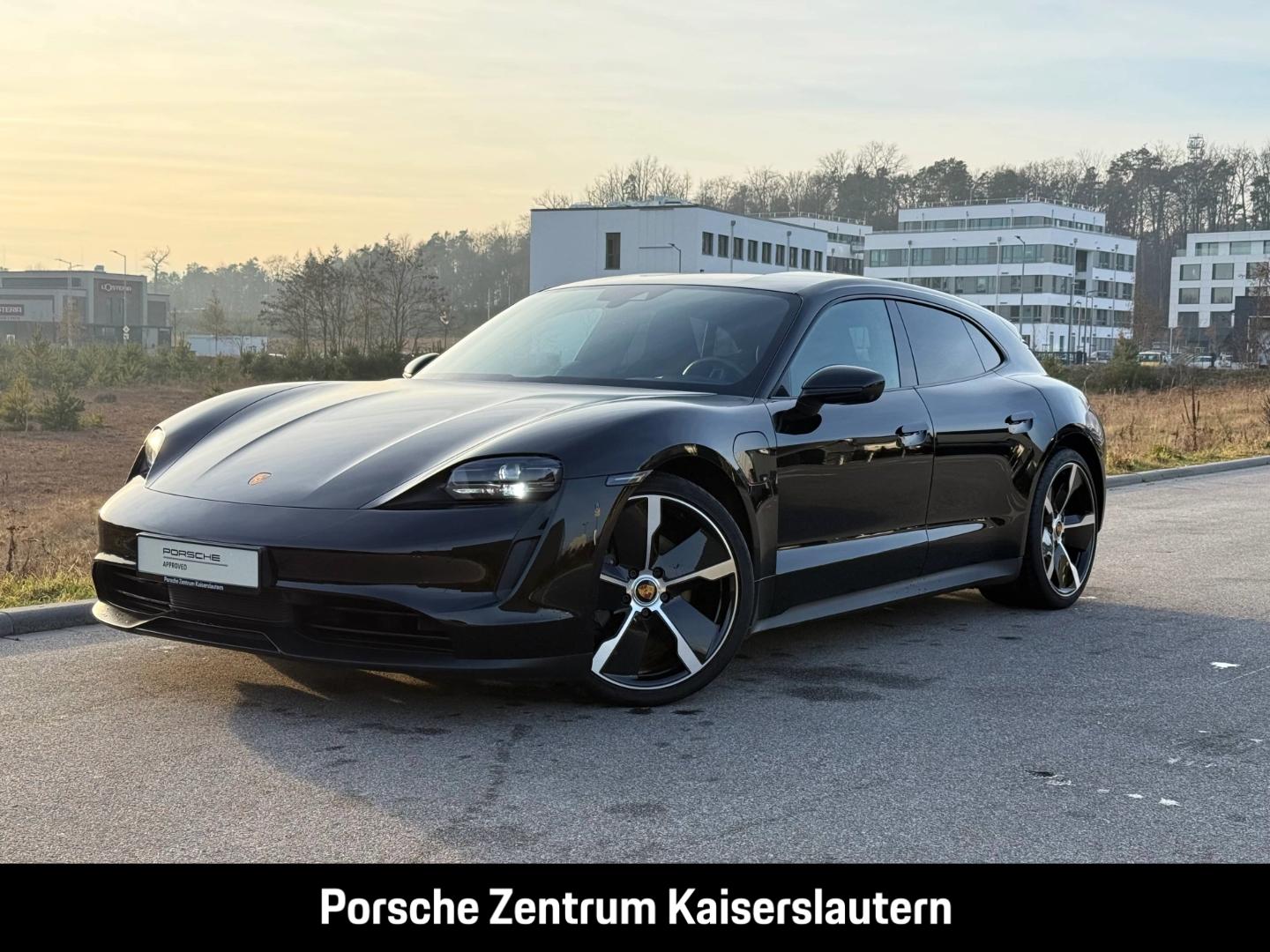 Porsche Taycan Sport Turismo Surround-View 21-Zoll