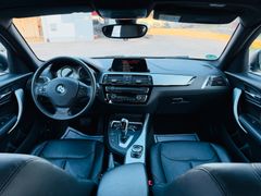 BMW 118i*Voll-S-Heft*LED*PDC*Leder*Automatik*Keyless