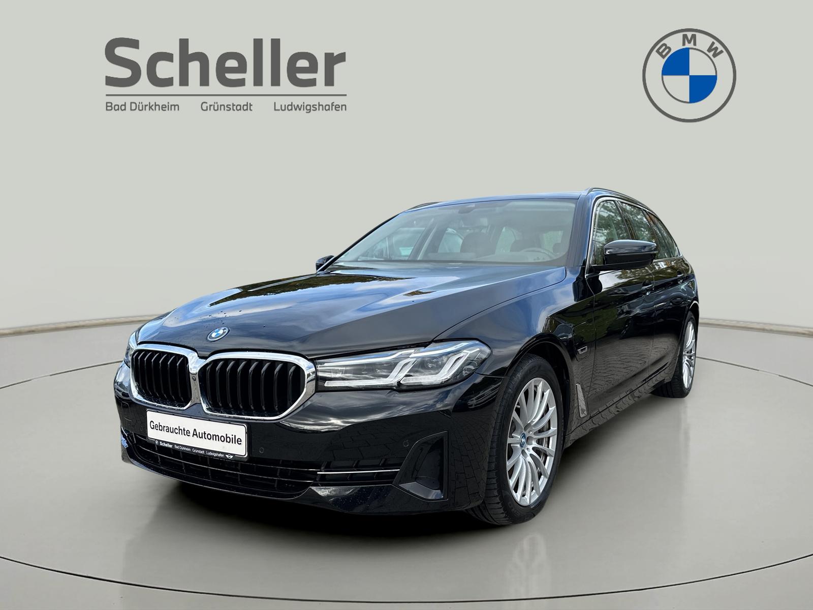 BMW 530e Touring Head-Up HiFi Aktivlenkung RFK