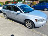 Volvo V50 2.4 Kinetic Kinetic - Volvo V50 Kinetic mit Benzin-Antrieb