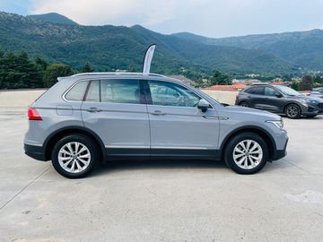 Volkswagen Tiguan - 5