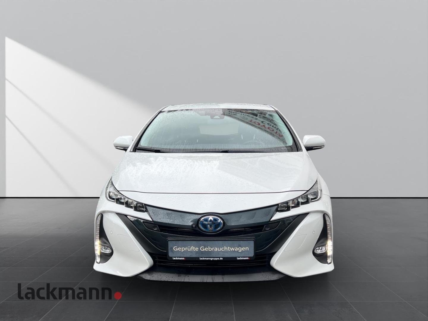 Toyota Prius Plug-in Executive*Navi*LED*JBL*AHK*Leder*