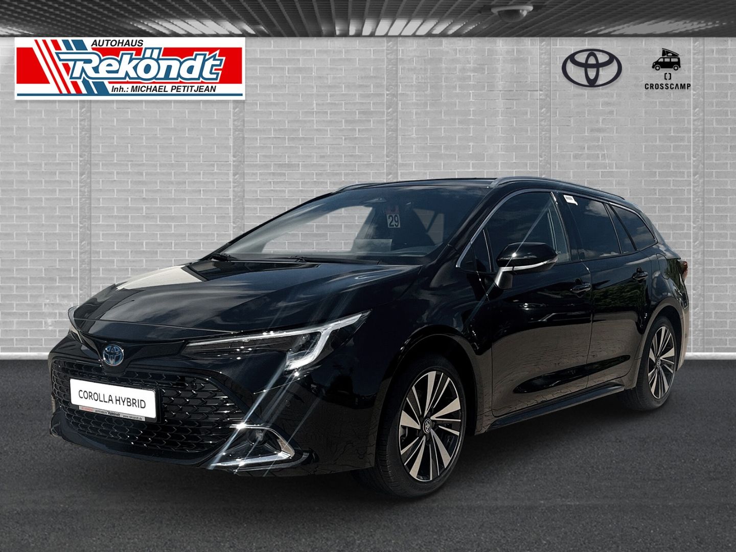 Toyota Corolla Touring Sports Hybrid Teamplayer Navi LE