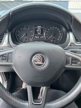 Skoda Rapid 1.2 TSI 77kW Active Spaceback Active - Skoda Rapid aus 2013
