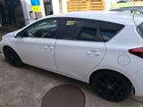 Toyota Auris 1.6 d ,Euro 6. TÜV BIS 5/27 - Toyota Auris mit Diesel-Antrieb: 1.6