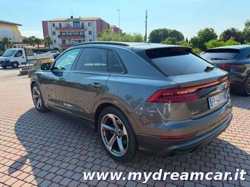 Audi Q8 - 5