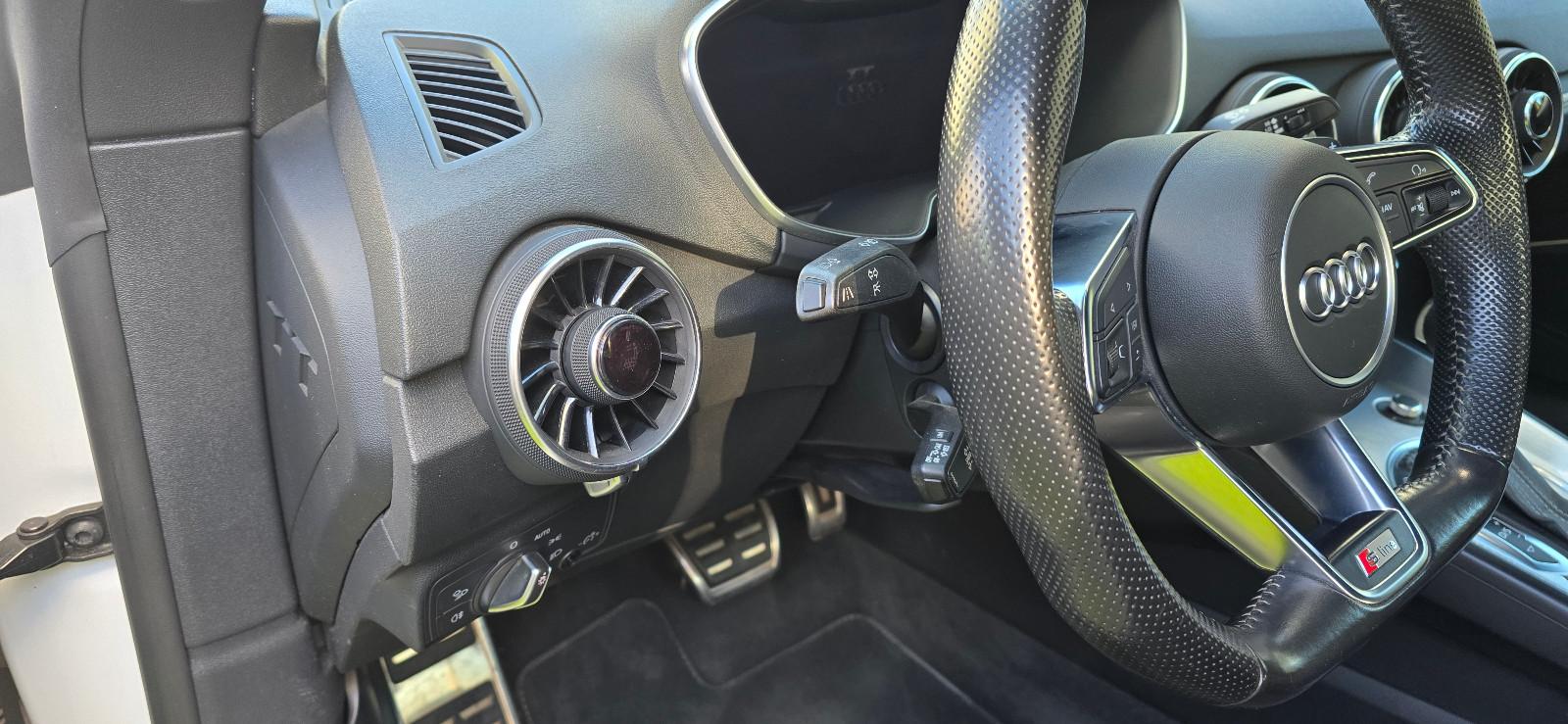 Audi TT Roadster 2.0 TFSI S tronic quattro 