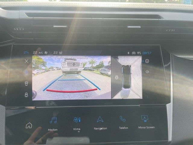Fahrzeugabbildung Peugeot 408 GT PlugInHybrid 225 AT+Navigationssystem+Sou