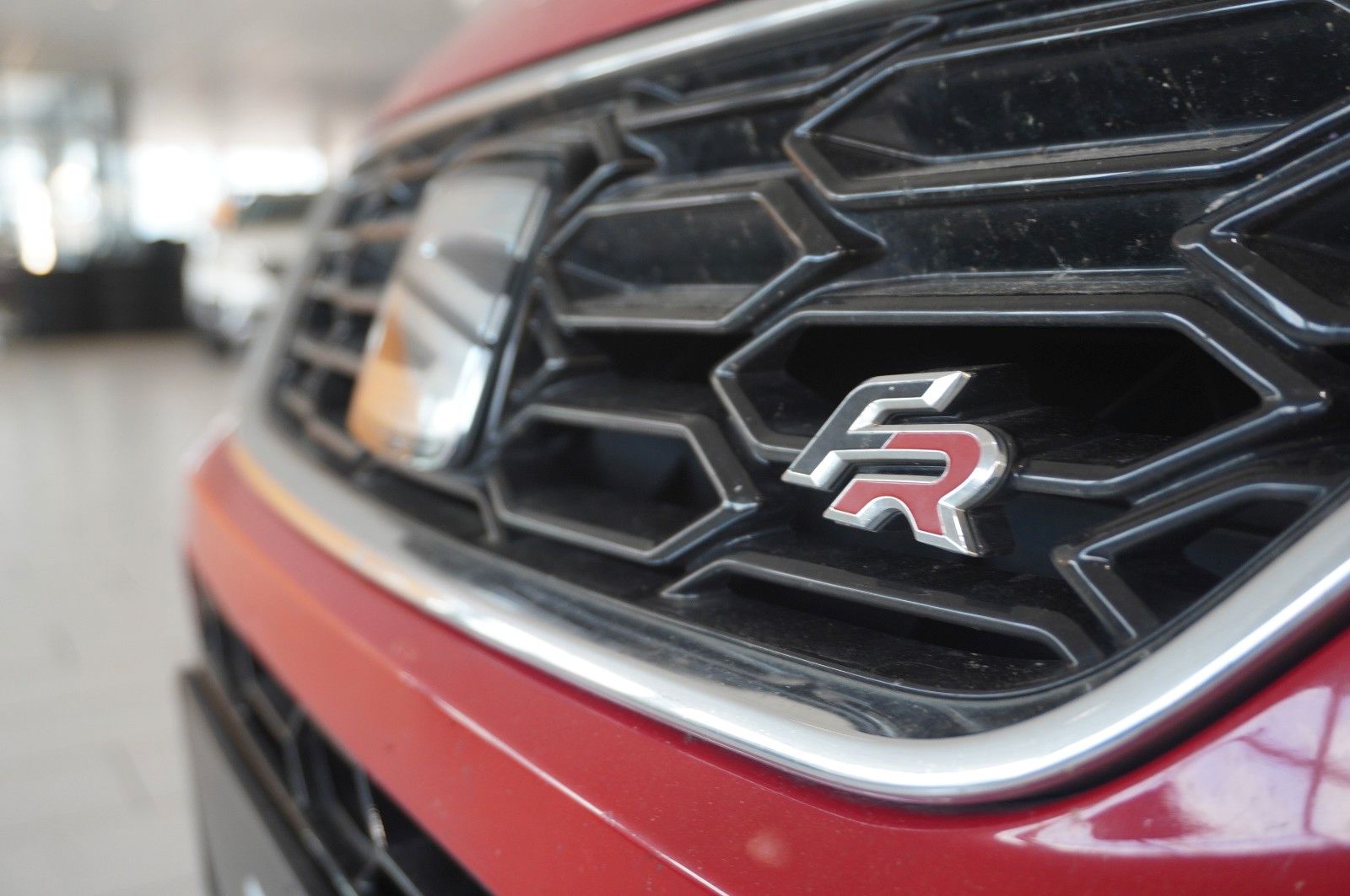 Fahrzeugabbildung SEAT Ateca .1.5 TSI FR SPORT DSG NAVI/LED/KAMERA/AHK