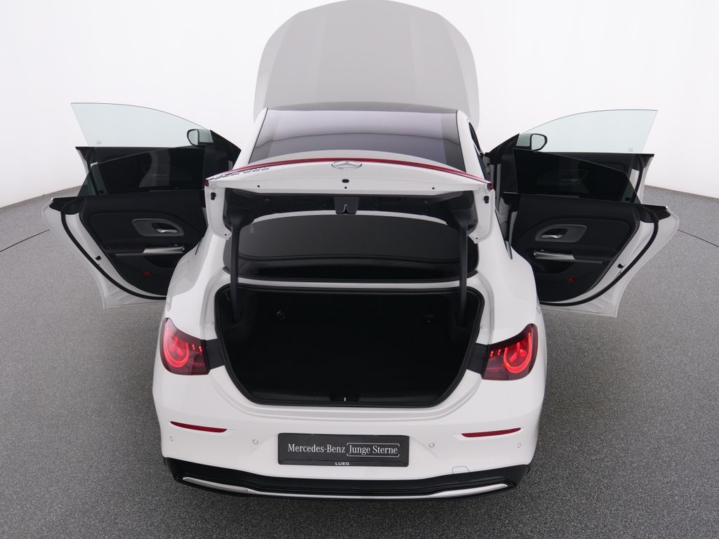 MERCEDES-BENZ CLA 2026
