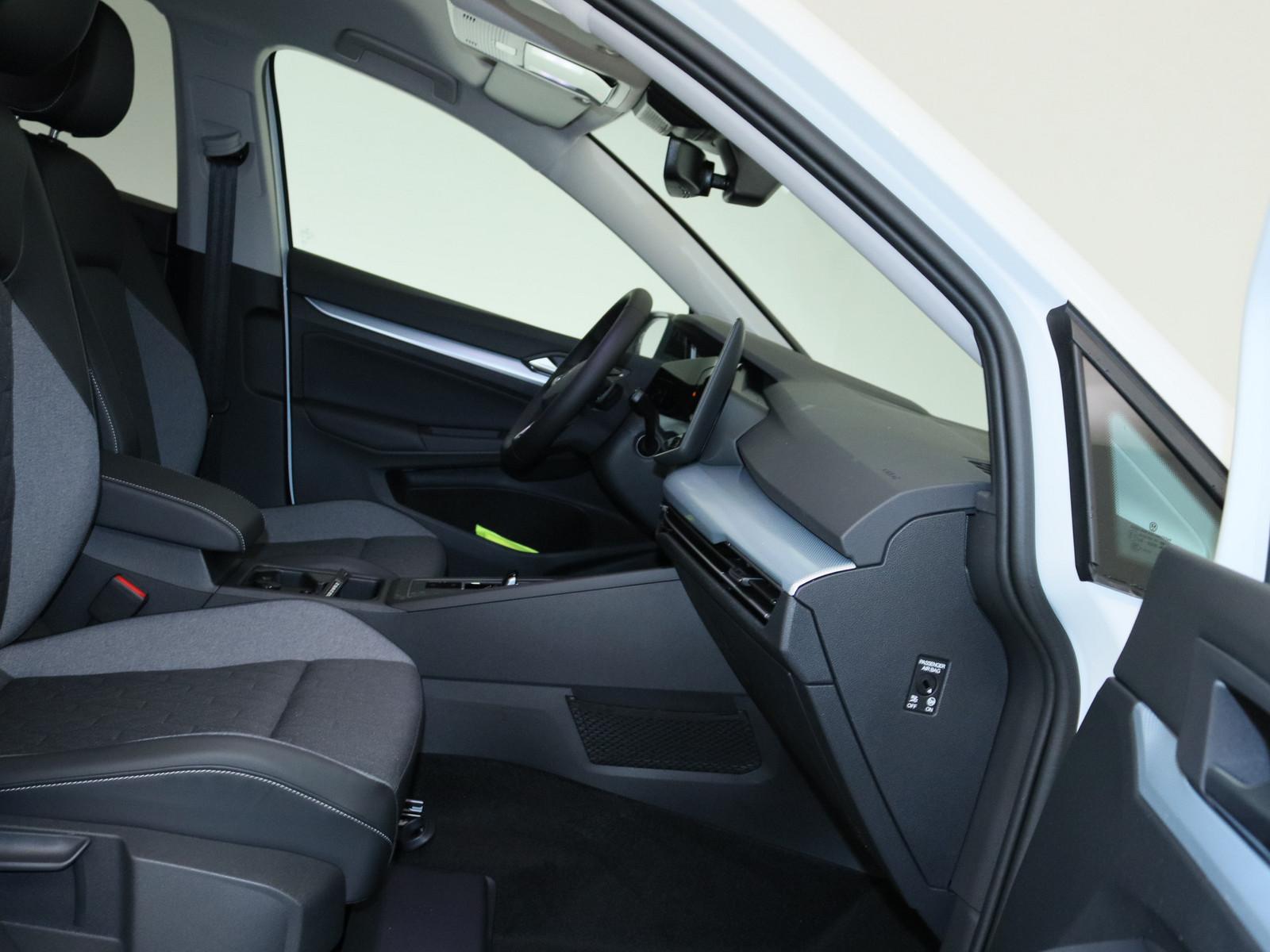 Volkswagen Golf VIII 1.5 eTSI Energy ACC NAVI KAMERA SHZ, миниатюра 7