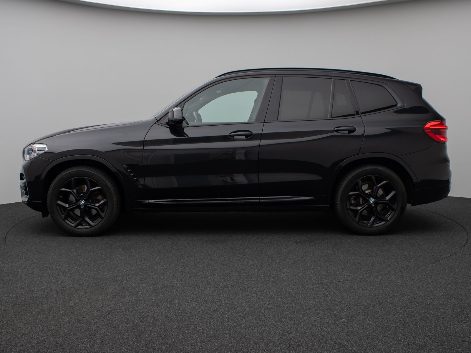 Fahrzeugabbildung BMW X3 xD30i xLine Panoram Kamera HiFi Komfort Sport