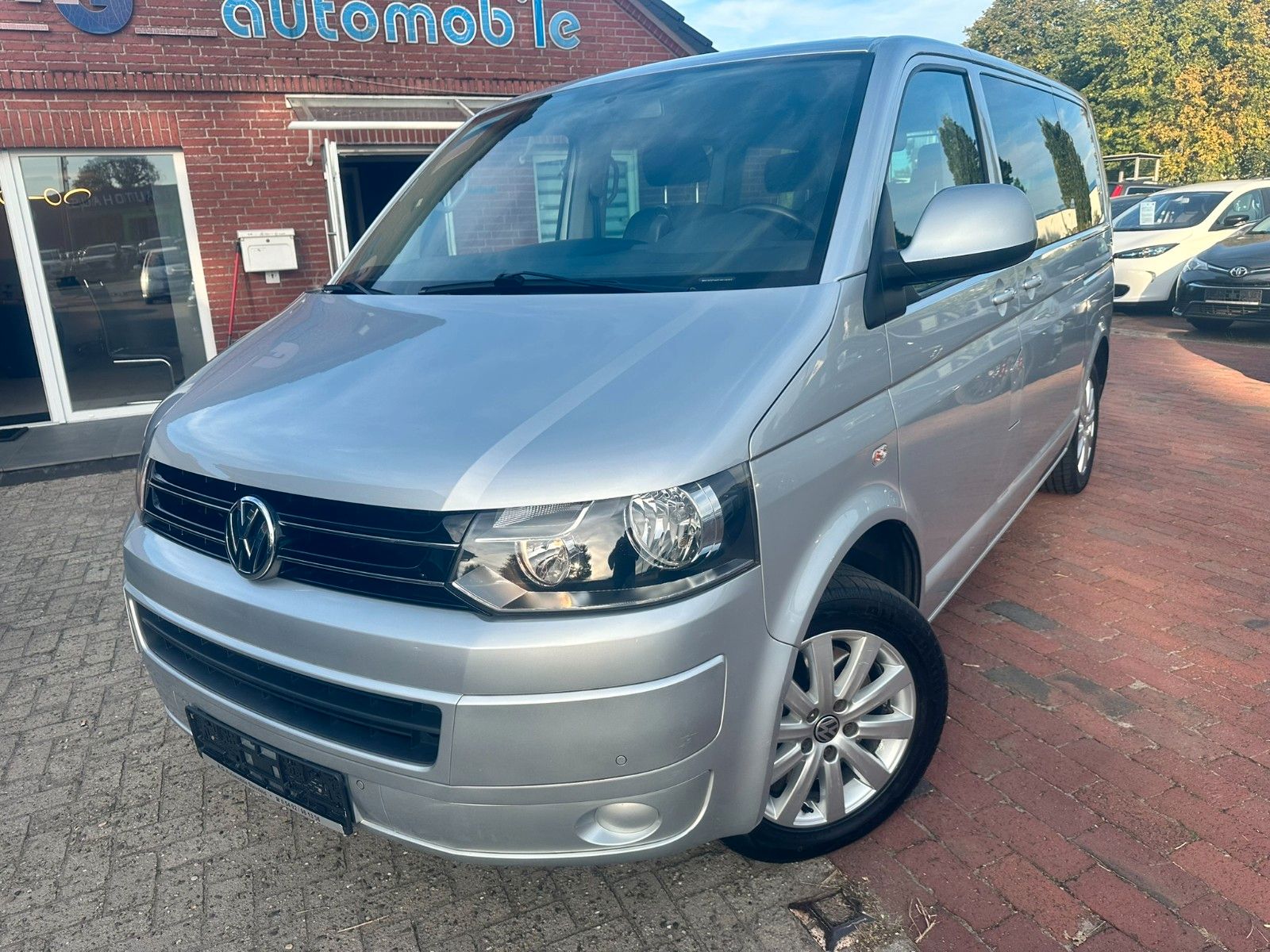 Volkswagen T5 Multivan - 1