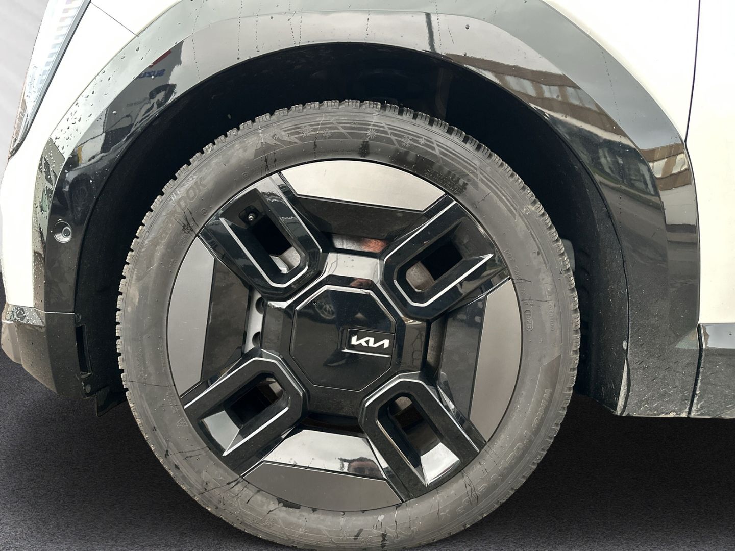 Fahrzeugabbildung Kia EV9 4WD GT-line Launch Edition Elektro +El. Pano