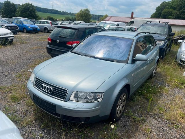 Audi A4 Avant 2.0 XENON