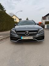 Mercedes-Benz C 63S AMG Mercedes-AMG Kombi Top Zustand - graue Mercedes-Benz C 63 AMG
