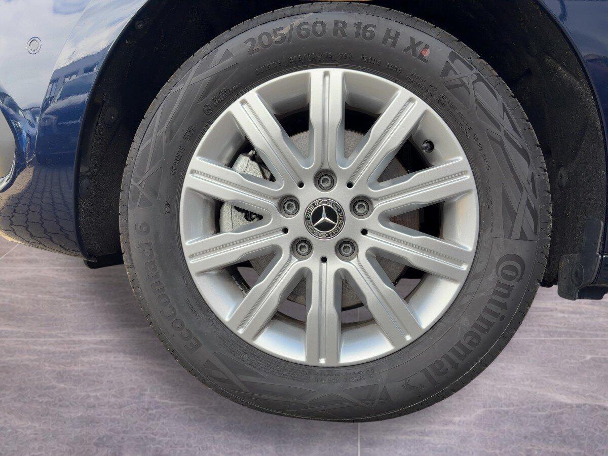 Mercedes-Benz T 180 lang PROGRESSIVE EDITION+LED*KEYGO+7Sitzer