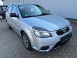 Kia Rio 1.4 - 1.Hand  Kamera  Lückenloses Scheckheft - Kia Rio in Köln