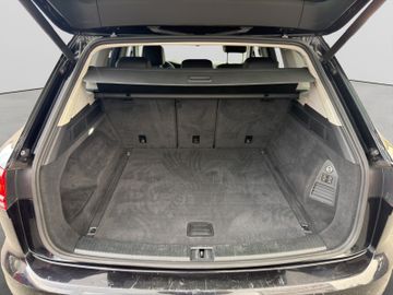 Volkswagen Touareg - 10