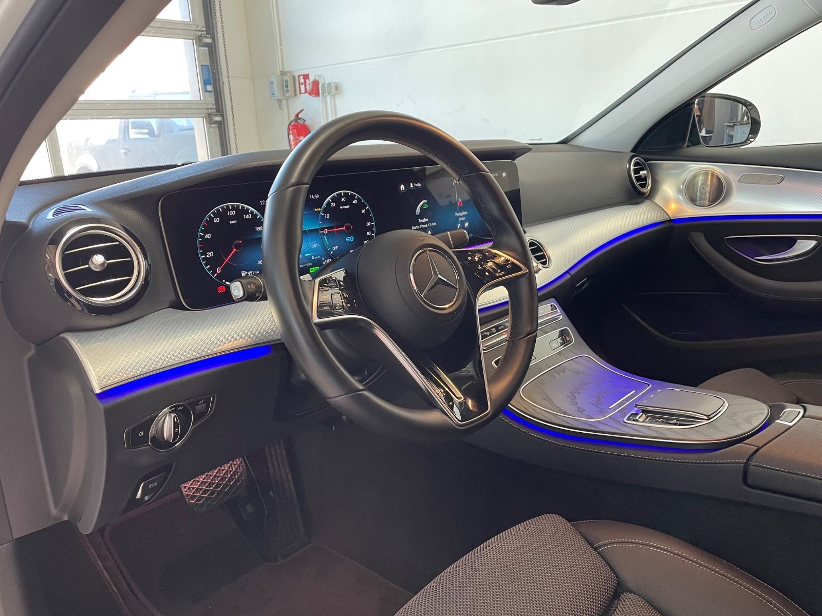 Mercedes-Benz E 300 de T-Modell 4Matic AMG AHK Head Up Night foto 18