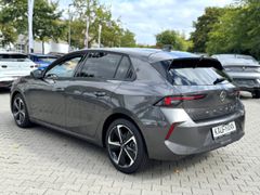 Fahrzeugabbildung Astra L Edition
