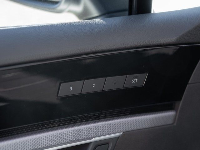 Touareg R 4M. eHybrid Leder AHK KAM HUD Luft