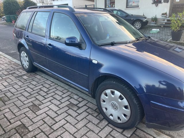 Volkswagen Golf 1.9TDI 74 kW Trendline Variant Trendline