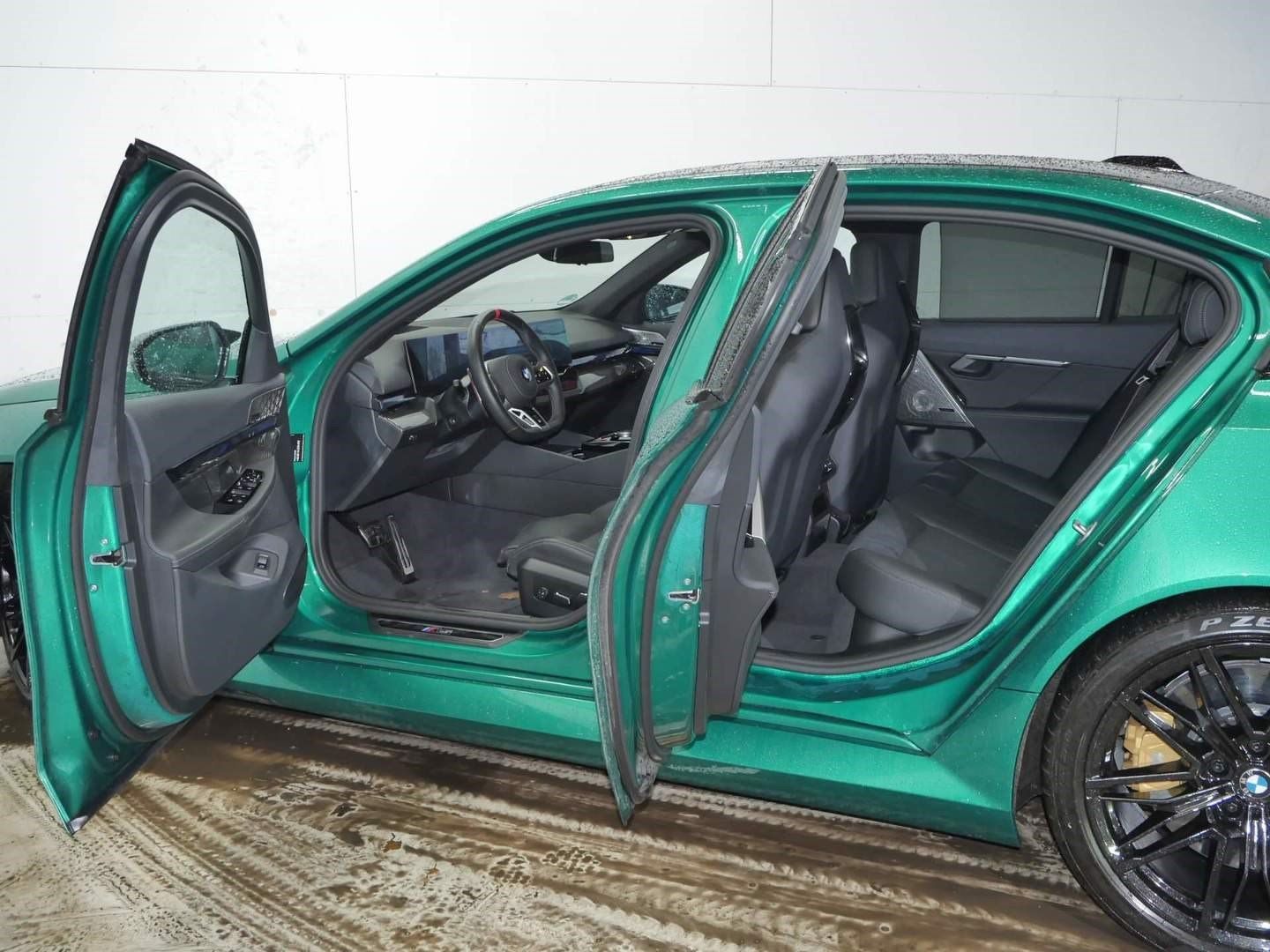 Fahrzeugabbildung BMW M5 Limousine |Keramik-Bremse |Sitzbelüftung |Bow