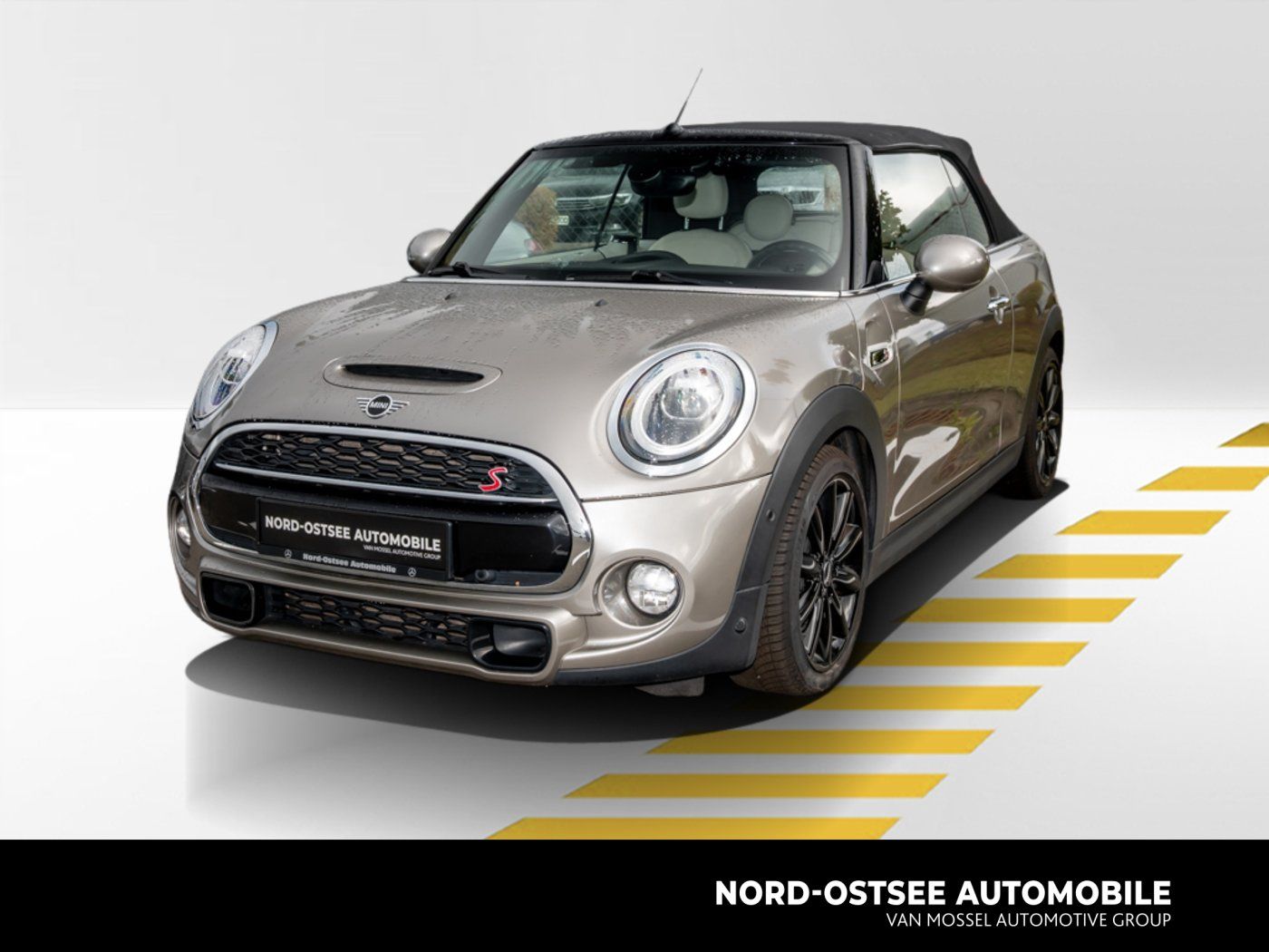 MINI CABRIO COOPER S LEDER NAVI PDC CHILI SITZHZG