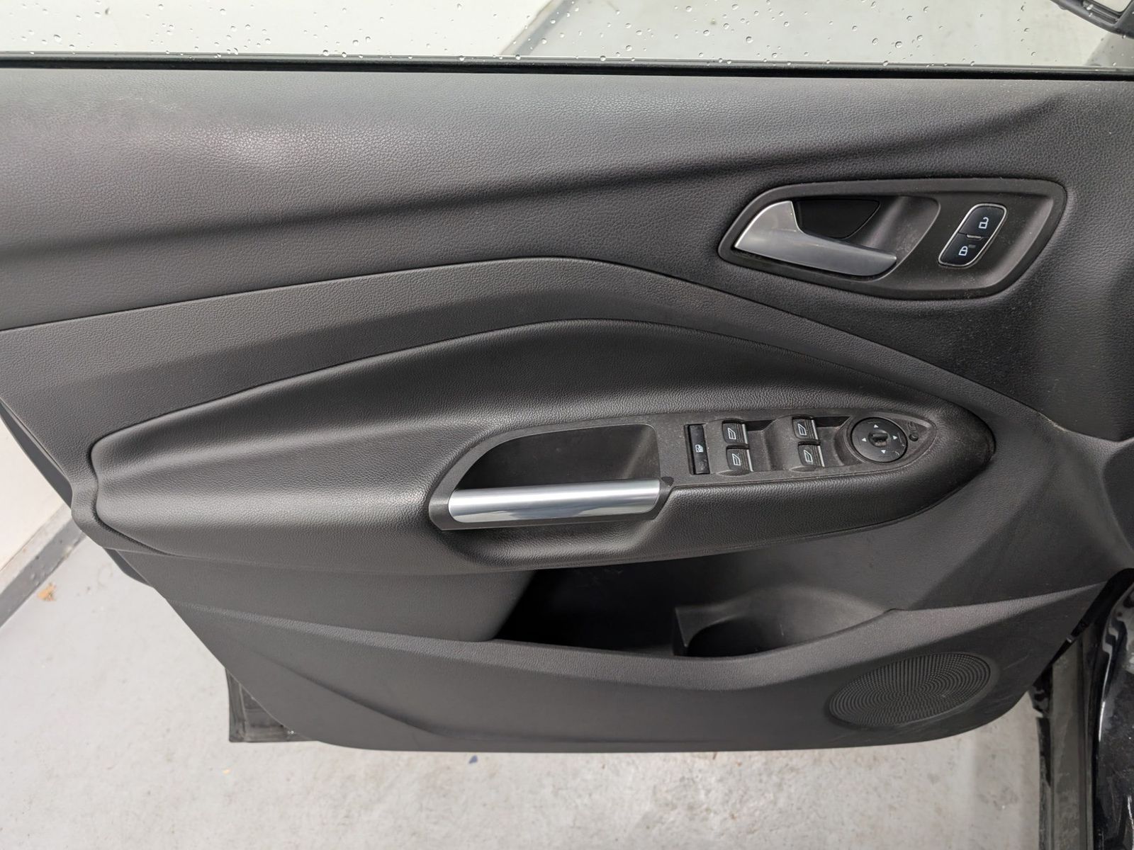 FORD Kuga  2.0 TDCi Cool &amp; Connect Navi Allwetter – Bild 18