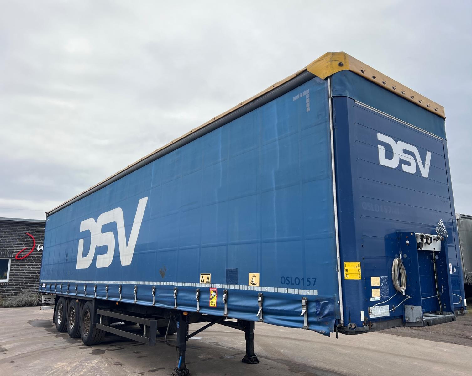 Schmitz Cargobull 2 x S01/ XL-Code / Standard / Edscha / Plane