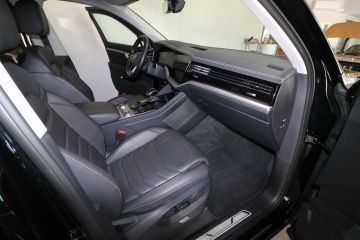 Volkswagen Touareg - 11
